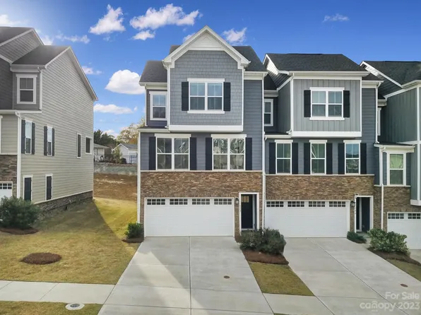 622 Crudent Rd, Tega Cay, SC 29708