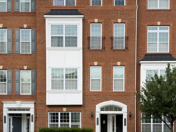 23548 Buckland Farm Ter, Ashburn, VA 20148