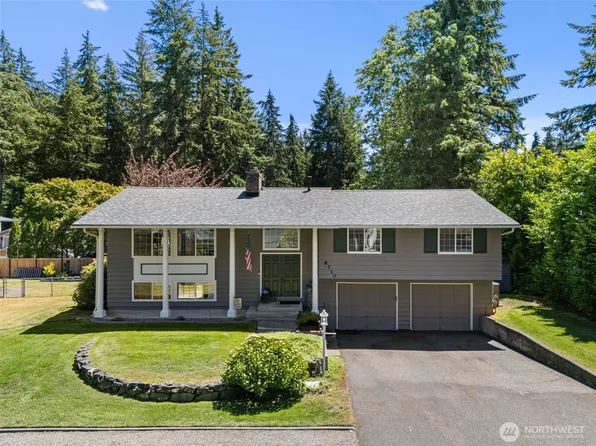 8710 61st Street W, University Place, WA 98467