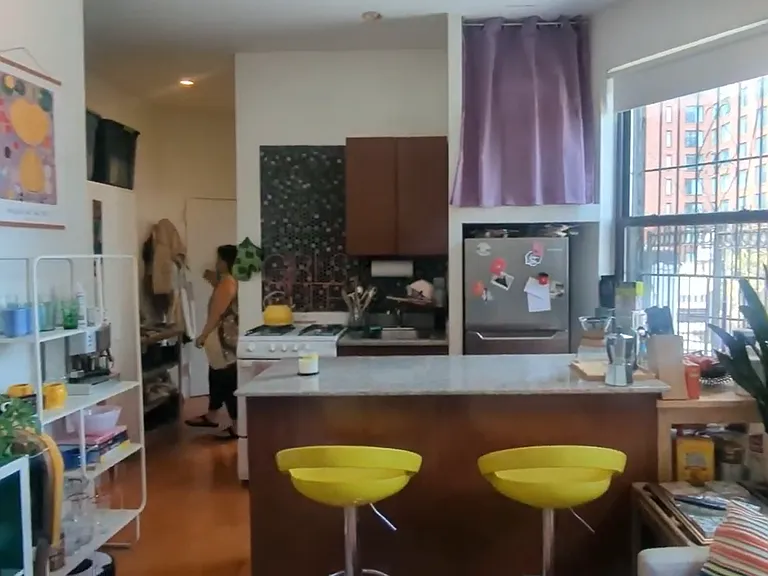 108 Stanton St #5C — Photo 4