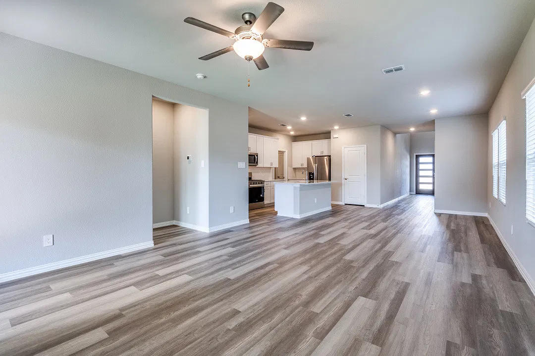 609 Mossy Rock Dr — Photo 4