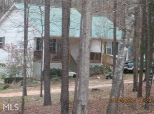 355 Mountain Creek Dr, Maysville, GA 30558