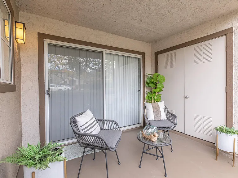 Villas Aliento Apartment Homes — Photo 16