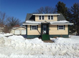 15 W Stout St, Rice Lake, WI 54868