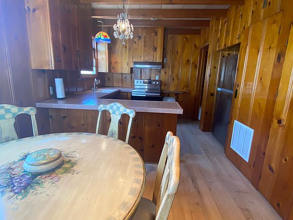2nd image of 3716 S Glendon Ave #3716