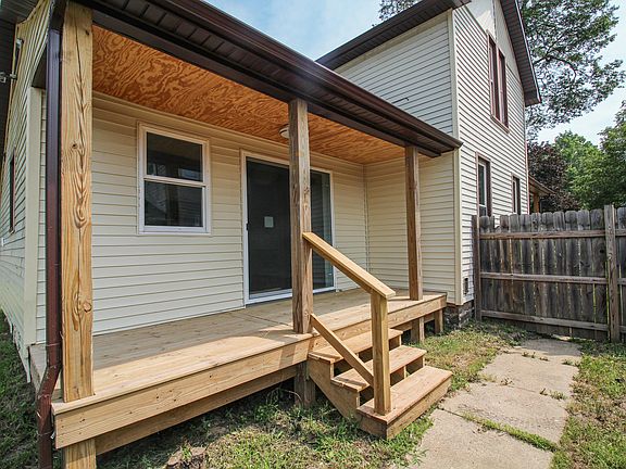 3rd image of 112 N Andrews St
