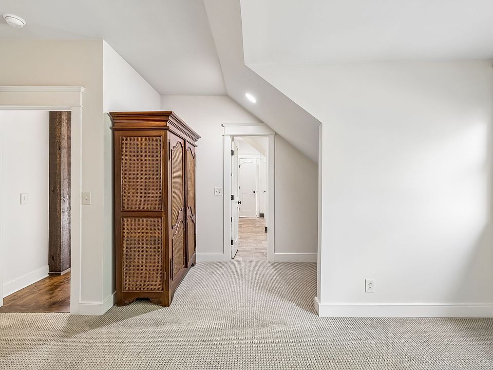 40th image of 9862 Sam Donald Rd