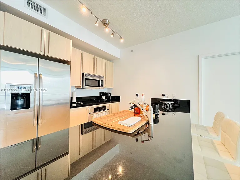 79 SW 12th St #1510 — Photo 15