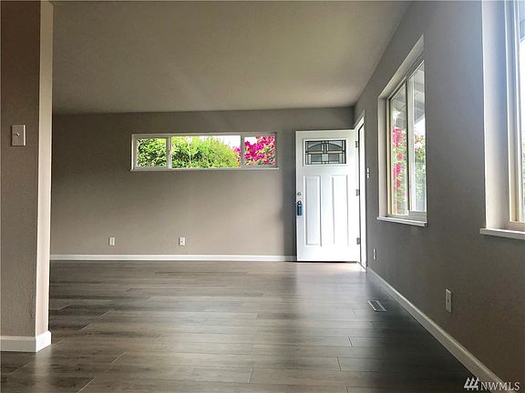 4th image of 8628 S Park Ave