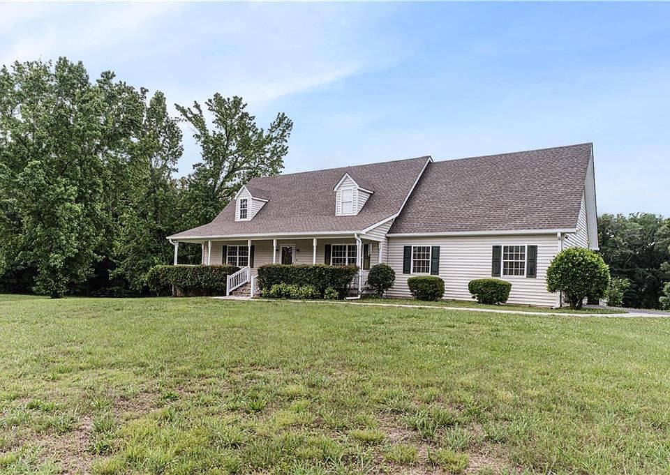 1st image of 55 Ted Donath Rd NE