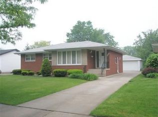 1919 Wren Dr, Munster, IN 46321