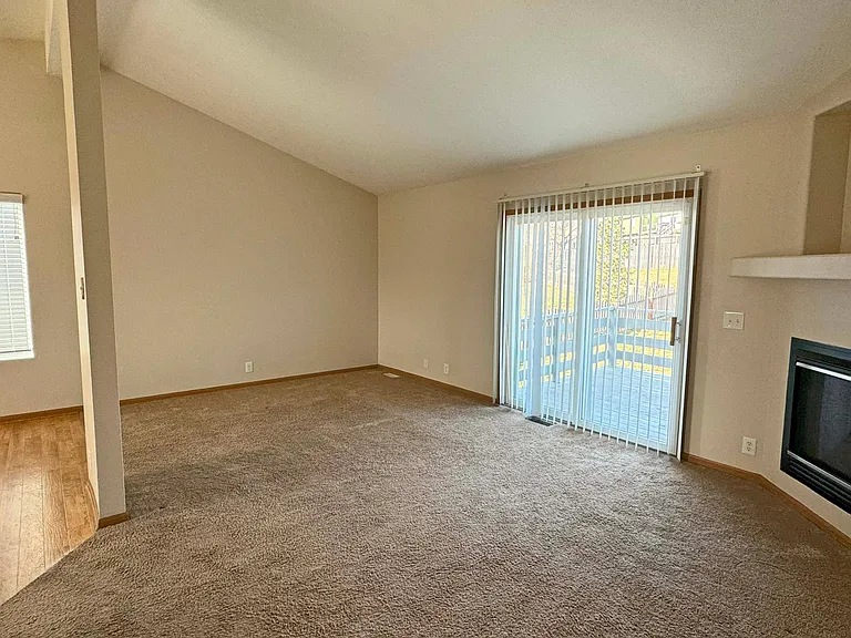 4332 N Hws Cleveland Blvd — Photo 4