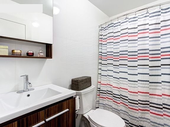 4th image of 394 Quincy St #4B