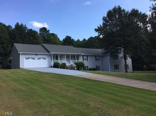 186 Ashley Trace Dr, Locust Grove, GA 30248