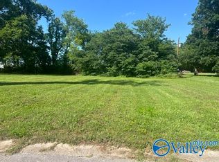 522 Walnut St NW, Decatur, AL 35601