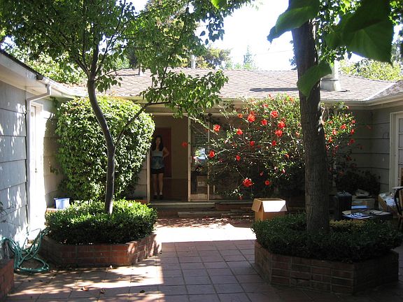 3rd image of 650 Circle Dr #1
