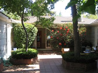 650 Circle Dr #1, Palo Alto, CA 94303