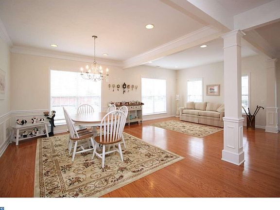 5th image of 81 Matlack Dr