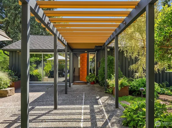 5159 NE 55th Street, Seattle, WA 98105