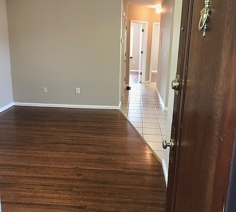 3rd image of 3817 Wilmington Ave APT 2W