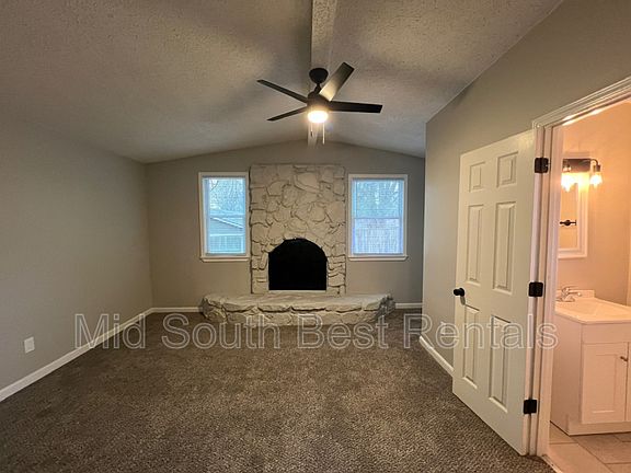 2nd image of 694 Bonwood St