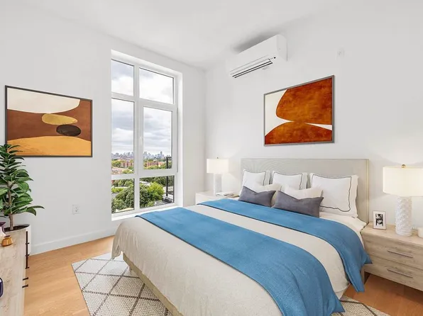 1875 Atlantic Avenue image 5 of 17