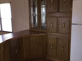 205 11th St #2, Ogden, KS 66517