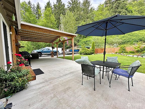 4th image of 41403 E 120th Avenue Ct