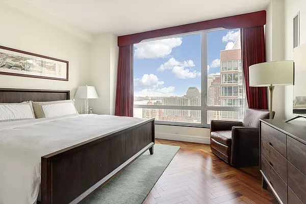 Rented by Compass | media 16