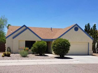 7911 N Roundstone Dr, Tucson, AZ 85741