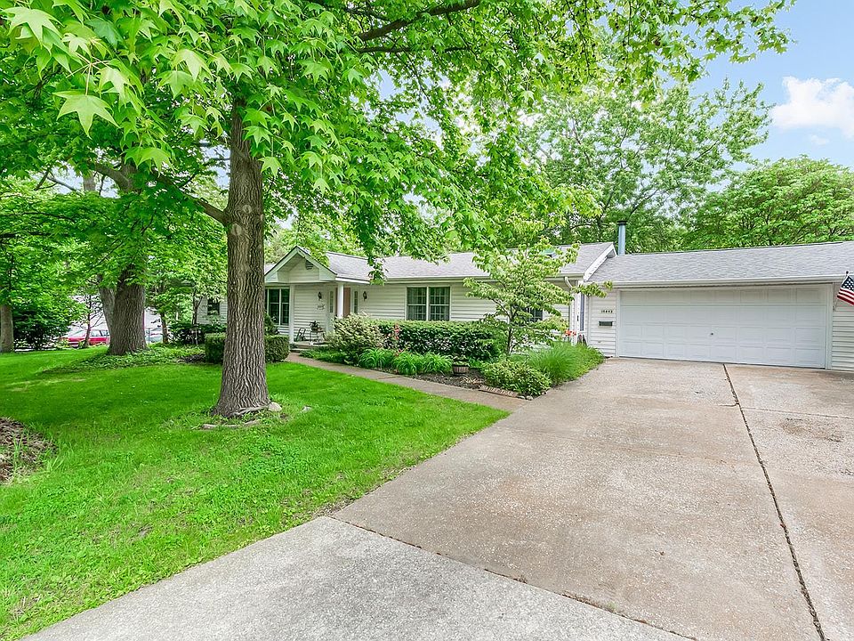 1st image of 10843 Mercer Ct