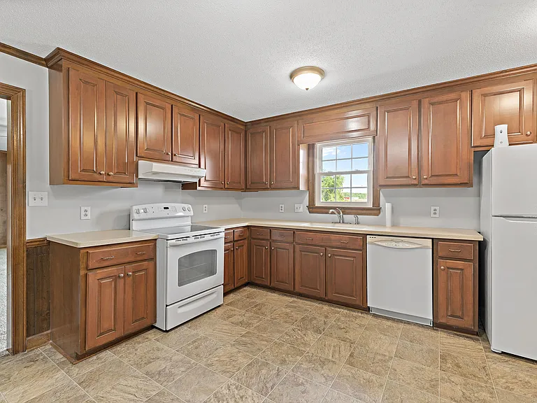 315 Holland Hill Dr — Photo 10