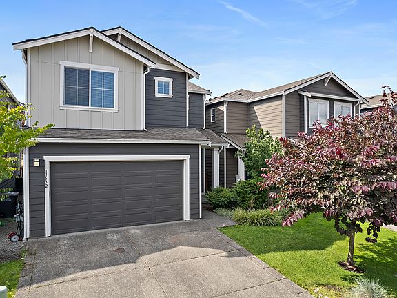 HOA maintained front yard