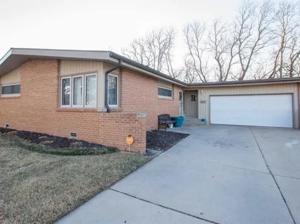 1813 N Edgemoor St, Wichita, KS 67208