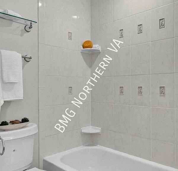 6001 Keble Dr — Photo 45