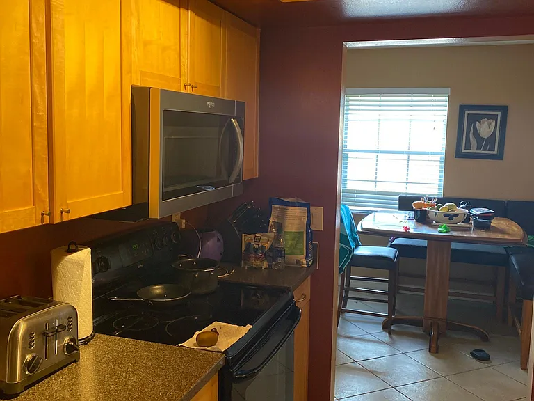 202 Lewfield Cir — Photo 9