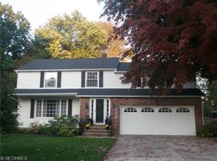 5590 Ericson Ln, Willoughby, OH 44094