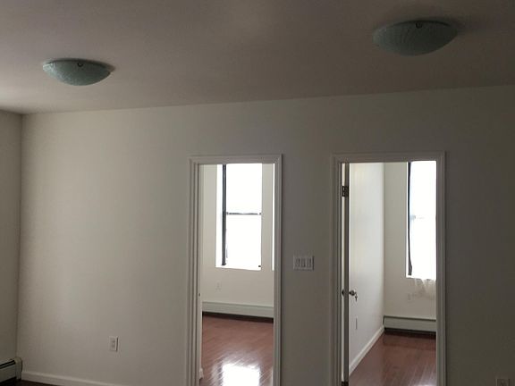 4th image of 6521 15th Ave