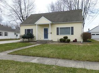 308 Oxford Dr, Bryan, OH 43506