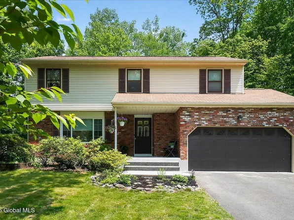 43 Elwood Road, Delmar, NY 12054