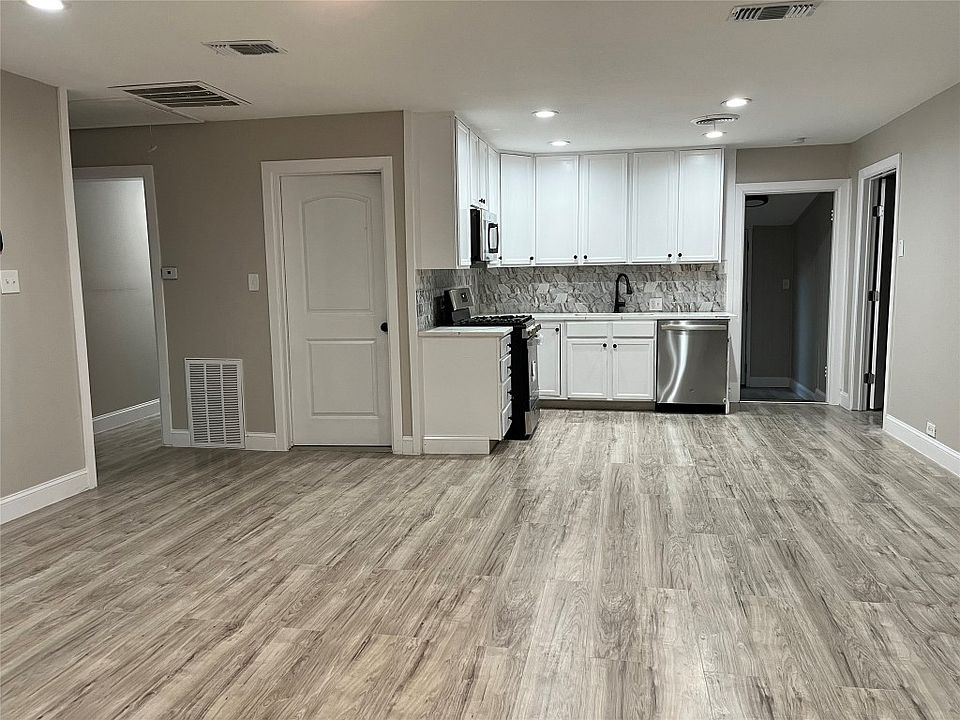 504 S Preston St, Wolfe City, TX 75496 MLS 20392140 Zillow