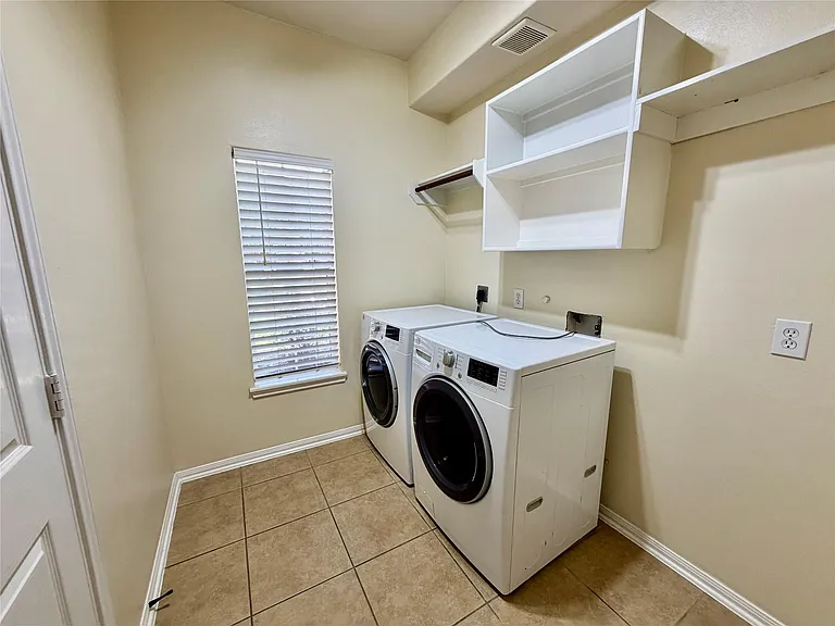 25206 Auburn Terrace Dr — Photo 7