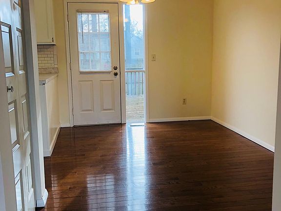4th image of 4345 Biscayne Ct