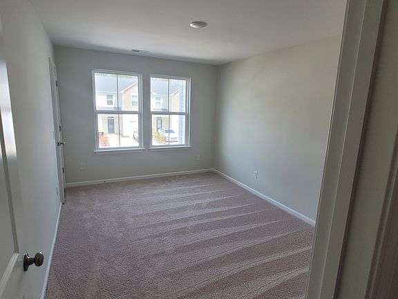 4th image of 5070 Northstar Dr