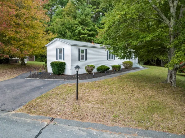 25 Mountain Ash Dr, Kingston, MA 02364