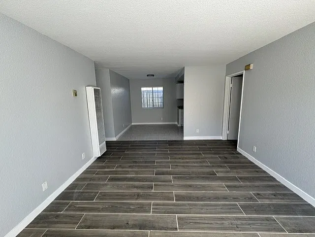 1533 W 224th St — Photo 2