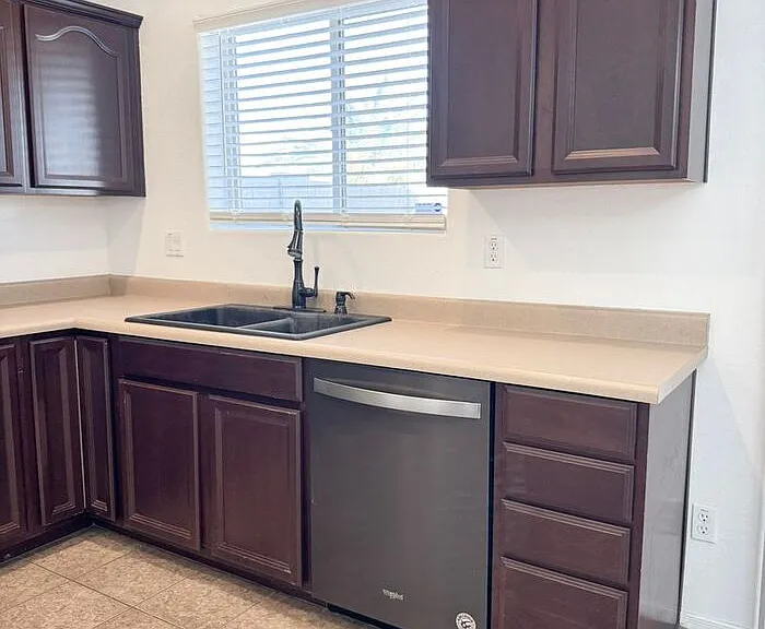 1170 E Desert Springs Way — Photo 14