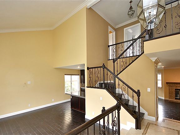 Vaulted ceiling