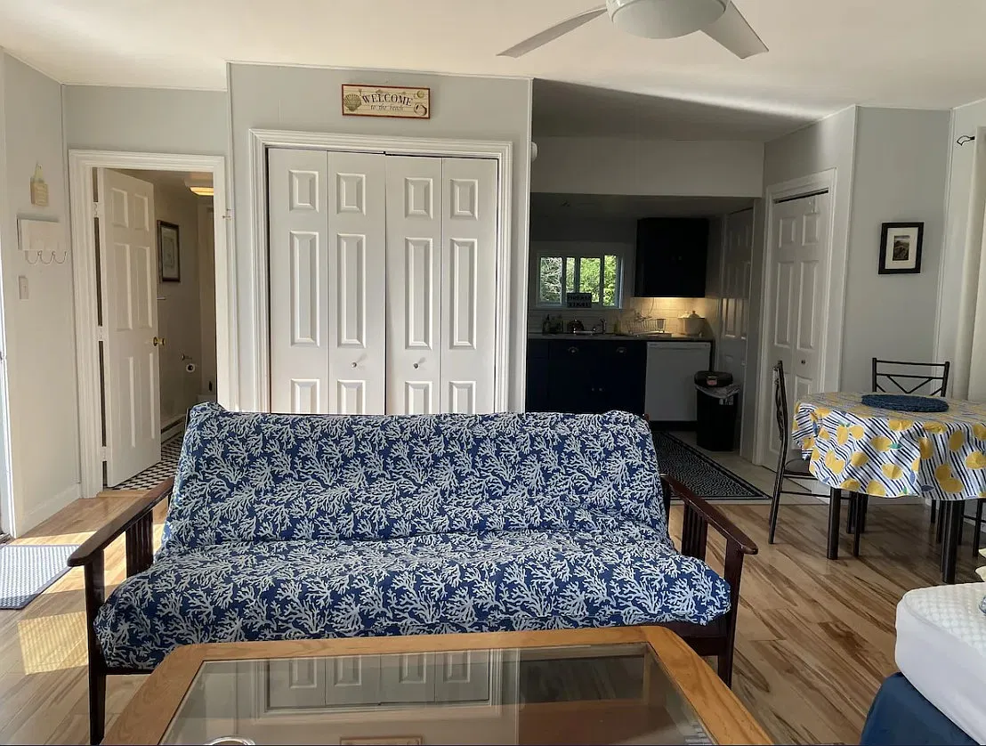 1 bed, 500 sqft, $1,400 — Photo 3