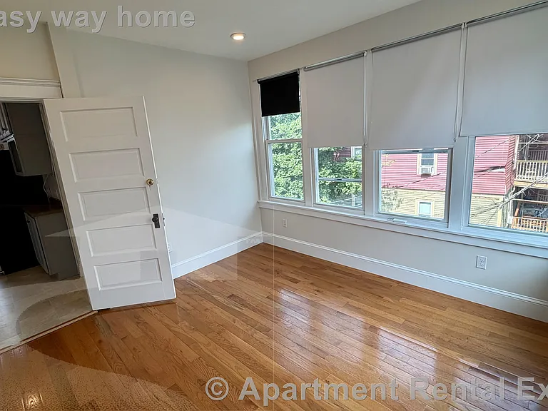 9 Ashland St — Photo 15